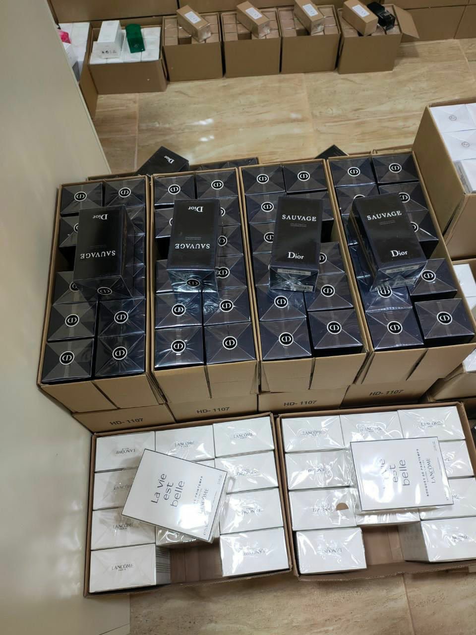 PERFUME PALLET – LOT ID: 250981 – Amazon Customer Return