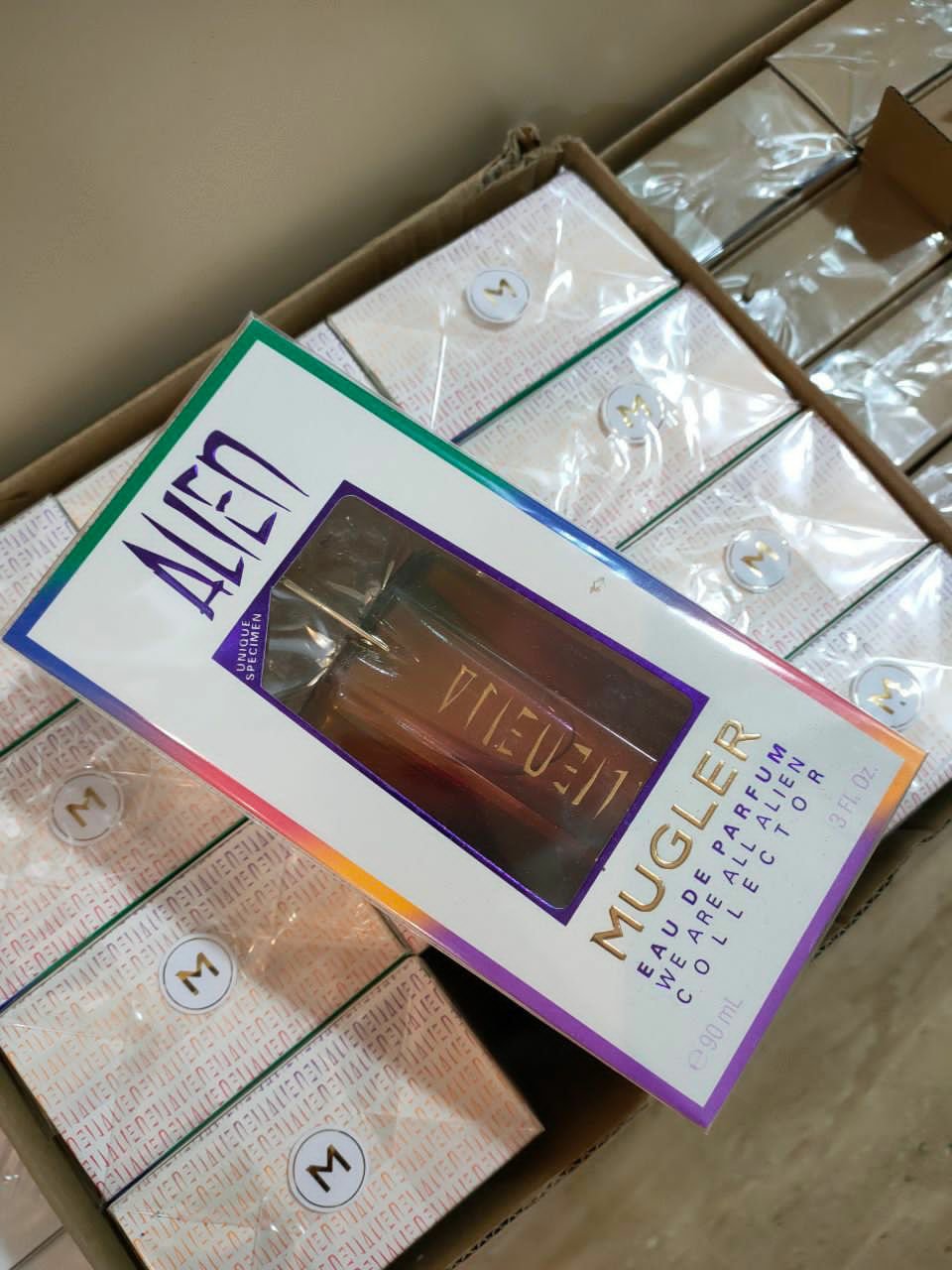 PERFUME PALLET – LOT ID: 250981 – Amazon Customer Return