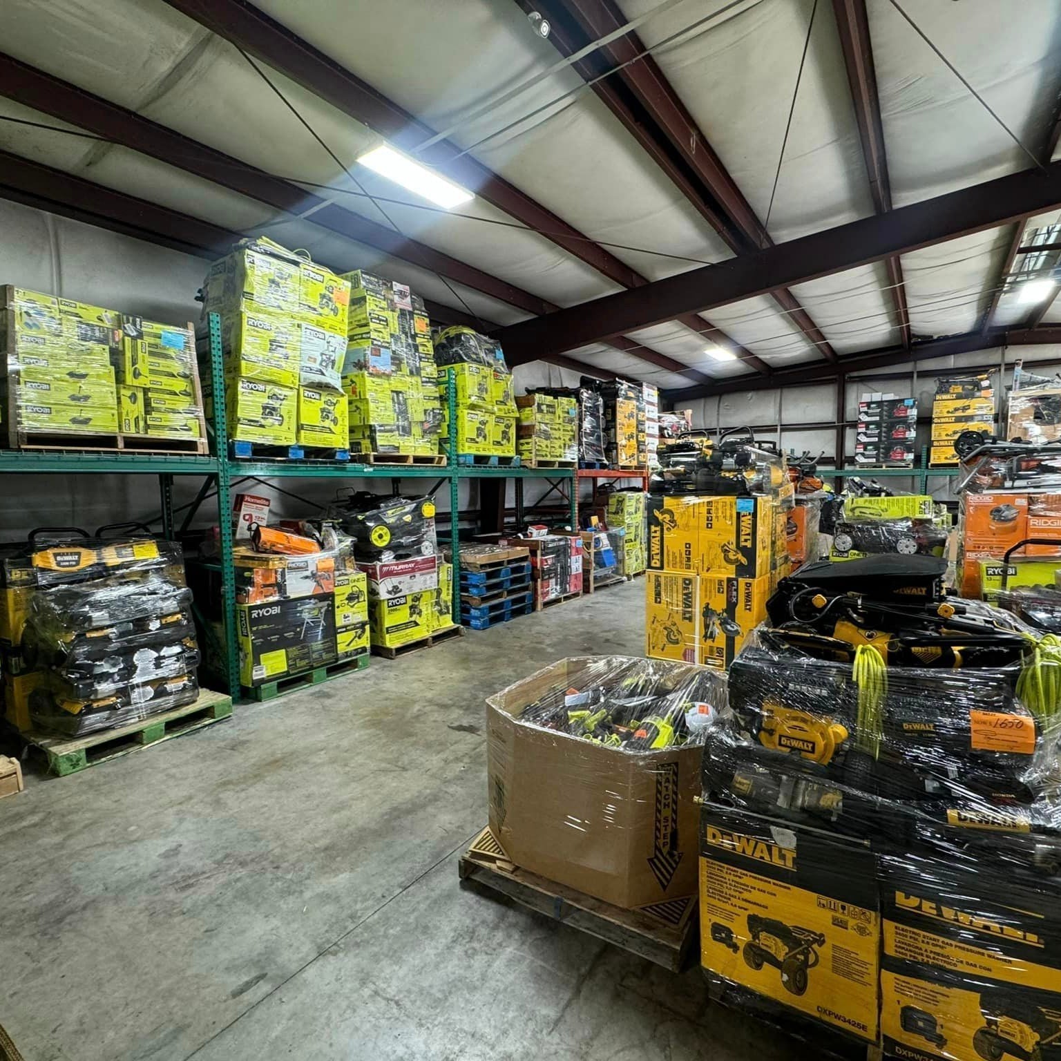 🌞 Summer Savings Are Here! 🛠️ Lot 250905 – Mixed Tools Pallet – Untested Customer Returns